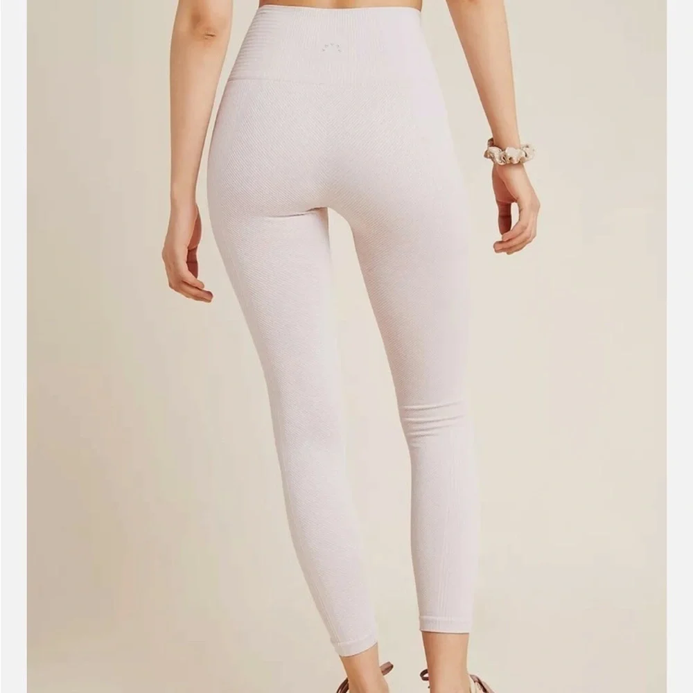 Anthropologie Leggings Seamless Design